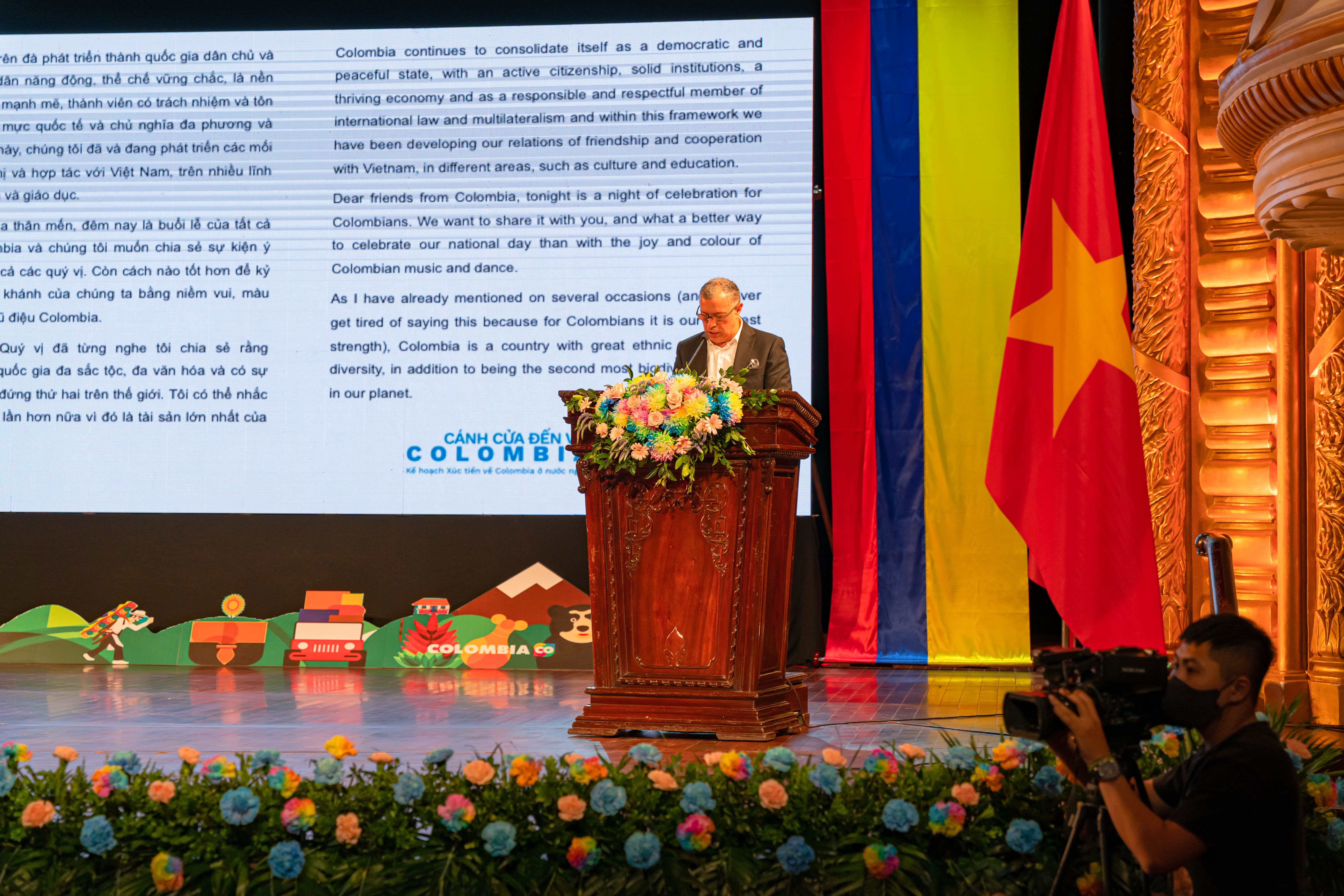 Hanoi vibró al son de calypso, polka y folk, ritmos del caribe colombiano