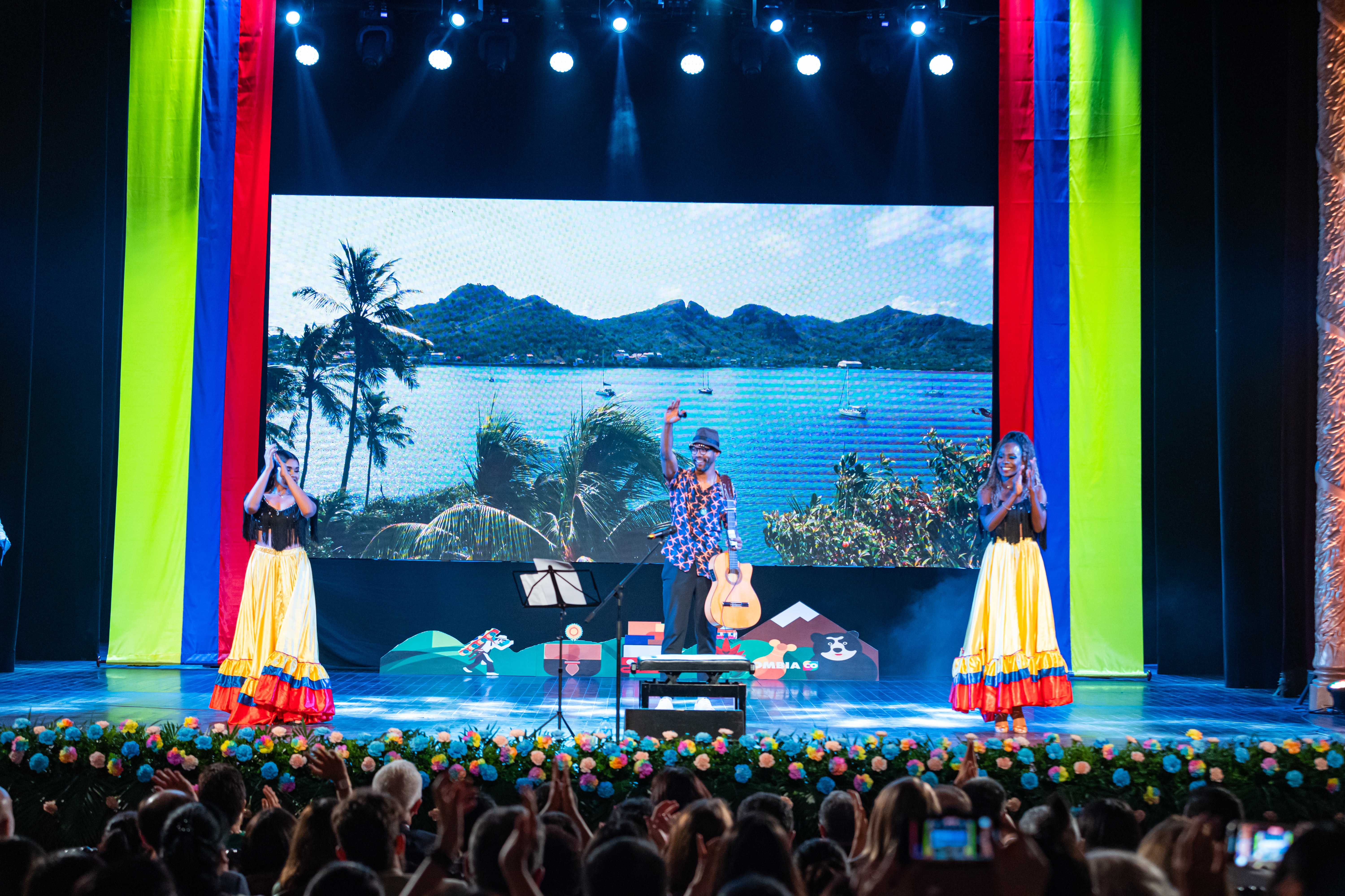 Hanoi vibró al son de calypso, polka y folk, ritmos del caribe colombiano