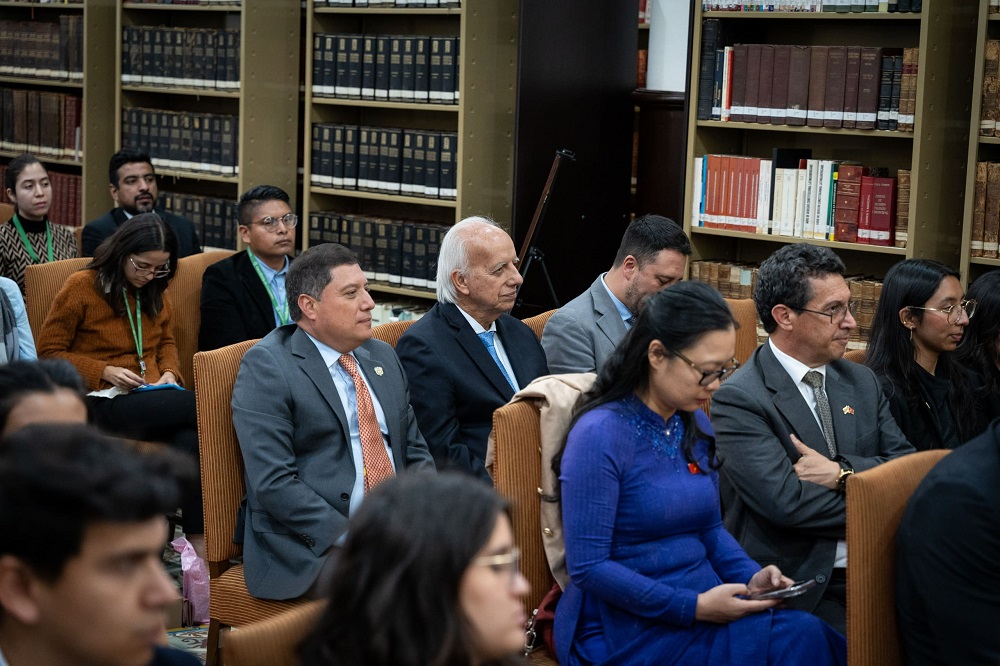 Conmemoración de los 45 años de relaciones diplomáticas entre Colombia y Vietnam