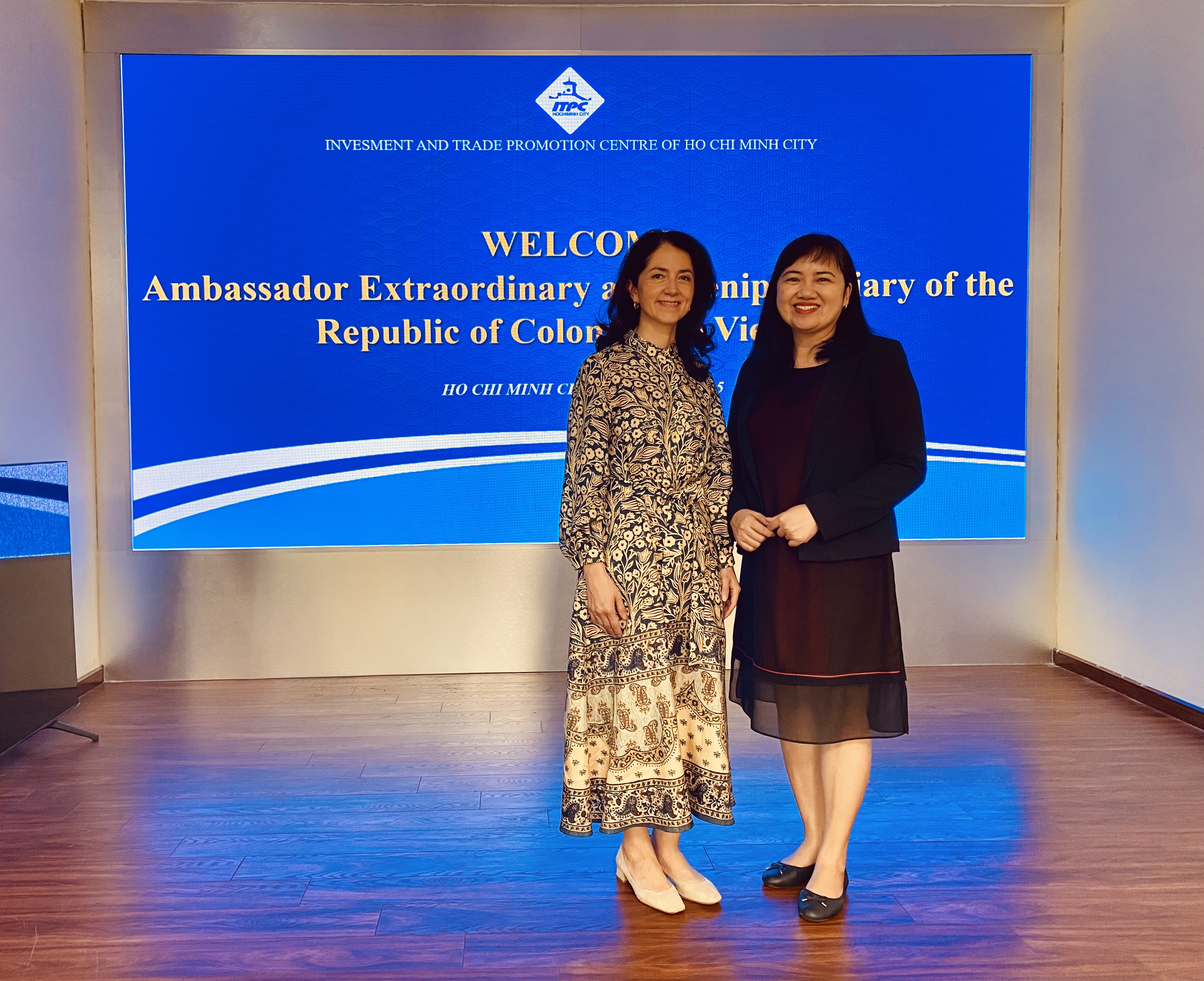 Colombia participa en la conmemoración de los 50 años de la Reunificación de Vietnam y fortalece sus relaciones con actores clave en la ciudad de Ho Chi Minh