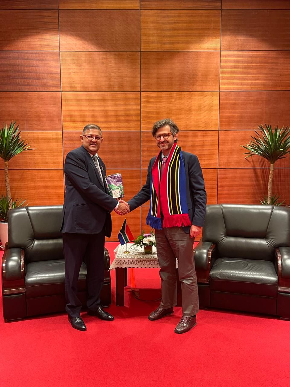 Colombia participa en la IV Cumbre P4G en Vietnam y afianza relaciones clave en el sudeste asiático