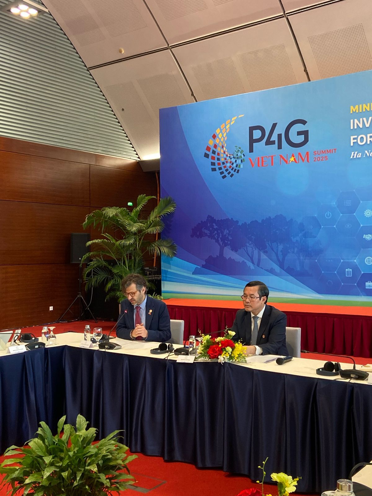 Colombia participa en la IV Cumbre P4G en Vietnam y afianza relaciones clave en el sudeste asiático