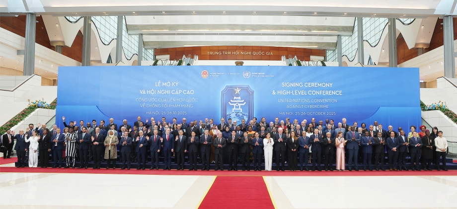 Embajada de Colombia en Vietnam participa en la ceremonia de firma de la Convención de Naciones Unidas contra la Ciberdelincuencia