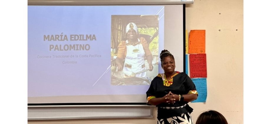 El sabor tradicional del pacífico colombiano llega a Hanói de la mano de la cocinera tradicional María Edilma Palomino