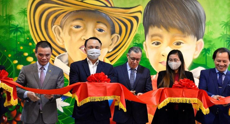 Inauguración del Mural Colombia y Vietnam: Creciendo Juntos